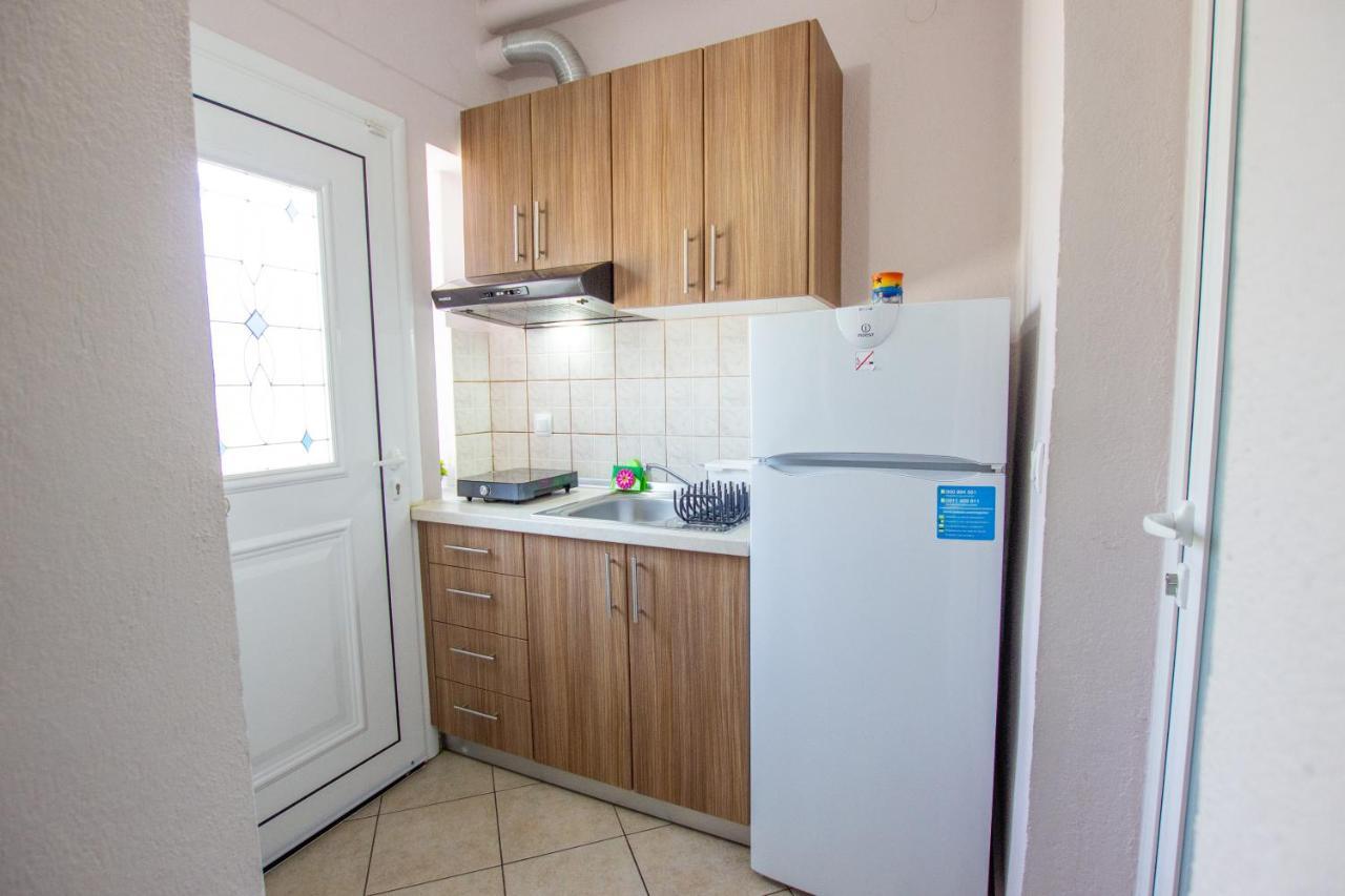 Vrasná Vordos Rooms מראה חיצוני תמונה